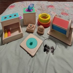 Lovevery brand, Montessori sensory toys.